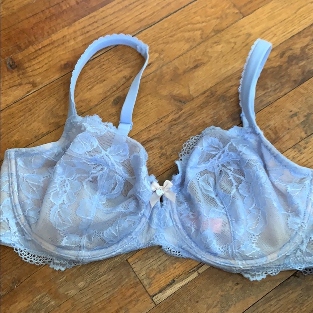Victoria’s Secret 36dd bra